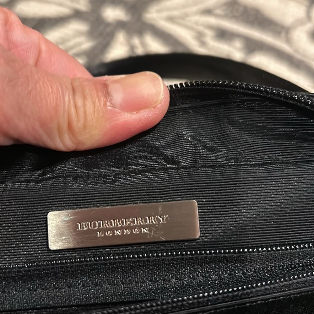 Burberry Satchel - black nylon/leather upper part and handles - Picture 7 of 15